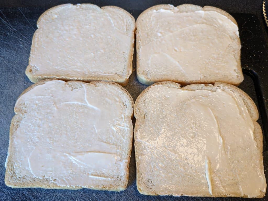 Keto toast with mayonnaise