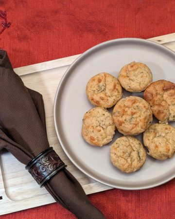 Keto Queso and Jalapeno Puffs plated from a distance