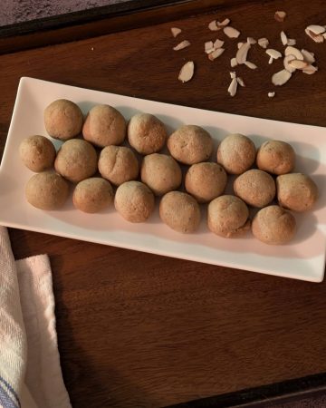 Classic Herb and Veggie Biscuit Bites plated